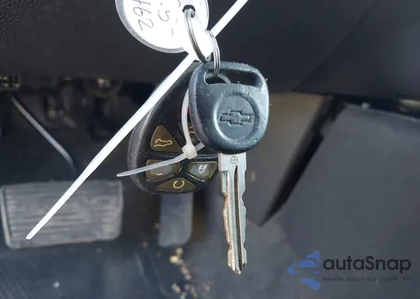 2011 Chevrolet Suburban 1500 Ltz из США, поврежденный, VIN 1GNSKKE30BR385812